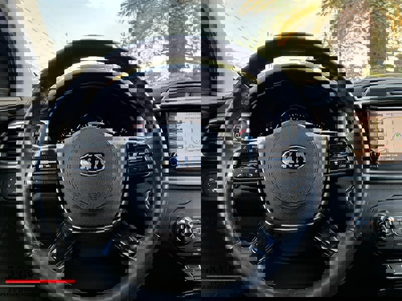 Used 2019 Kia Sorento EX w/ EX Touring Package image 15