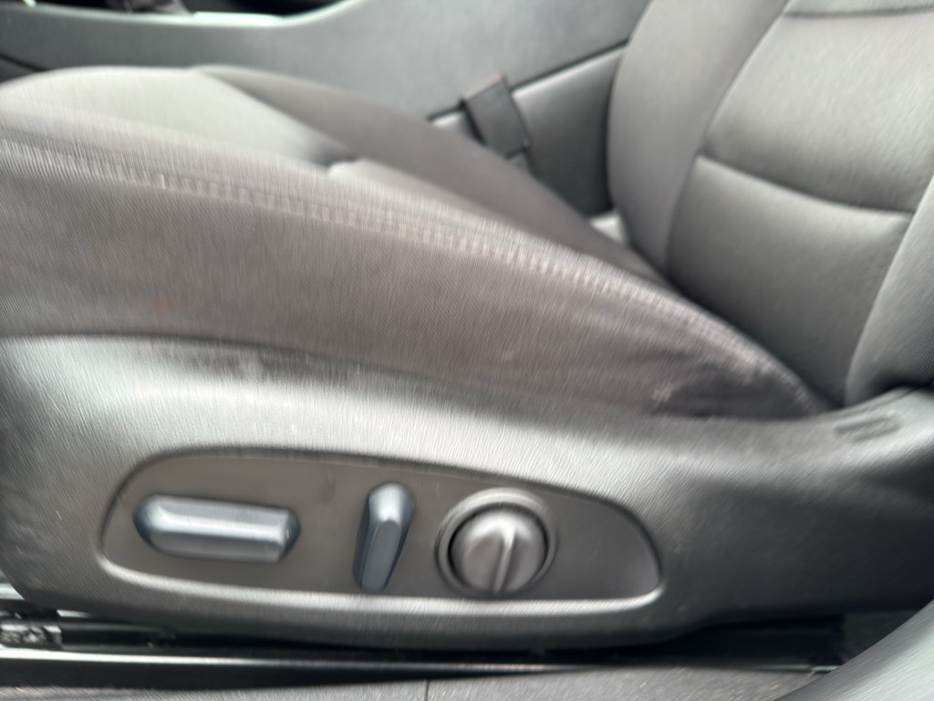 Certified 2024 Chevrolet Malibu LT FWD image 15