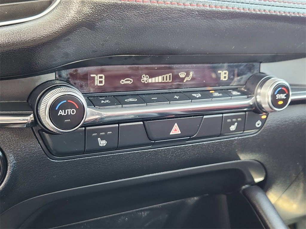 Used 2024 MAZDA MAZDA3 s image 21