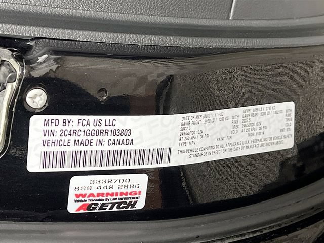 Used 2024 Chrysler Pacifica Limited w/ S Appearance Package FWD image 32