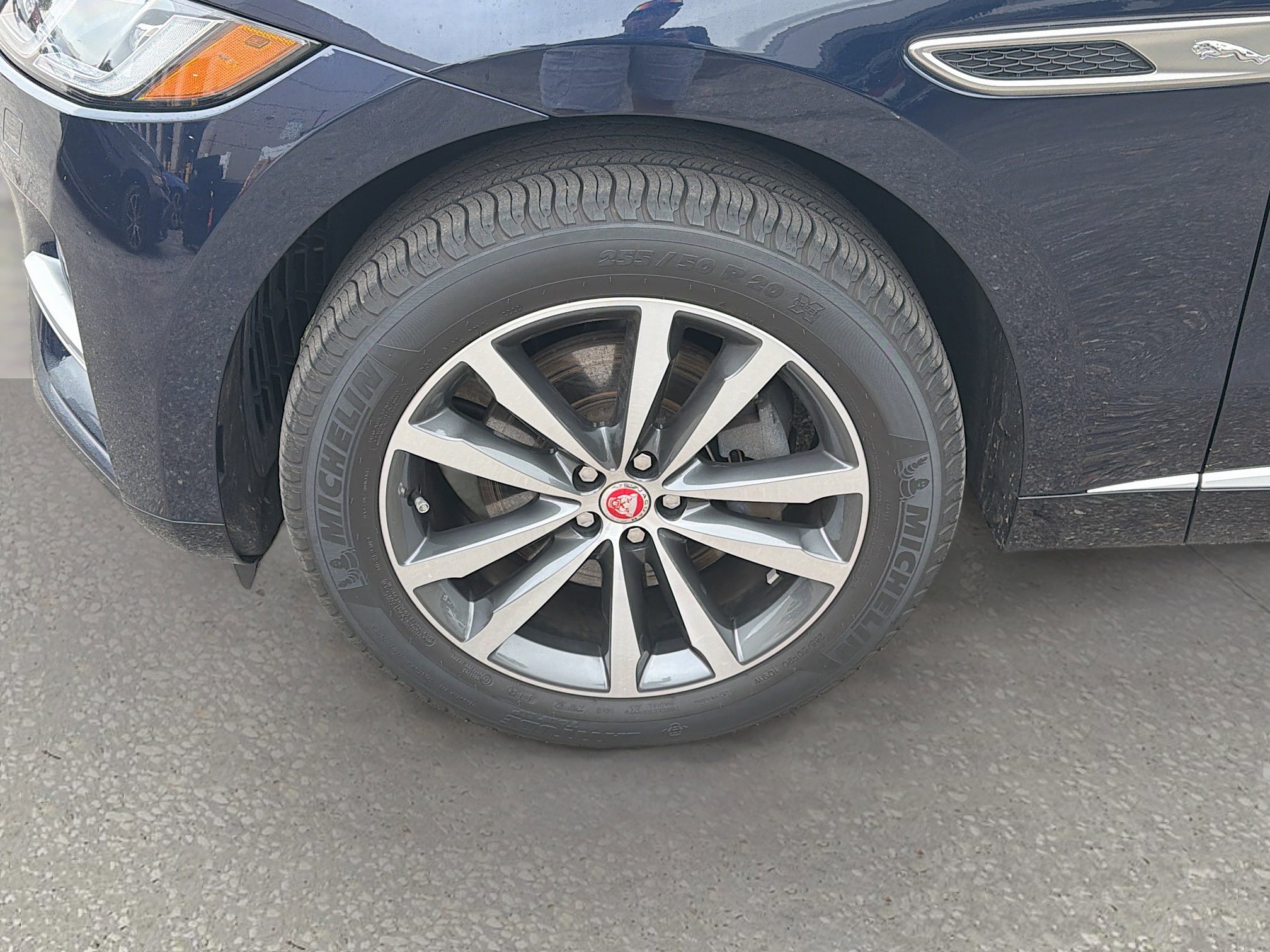 Used 2022 Jaguar F-PACE S image 42