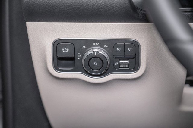 New 2026 Mercedes-Benz GLB 250 250 SUV image 19