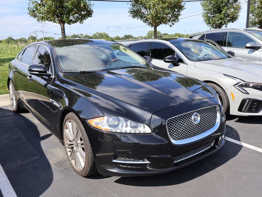 Used 2011 Jaguar XJ L RWD image 5