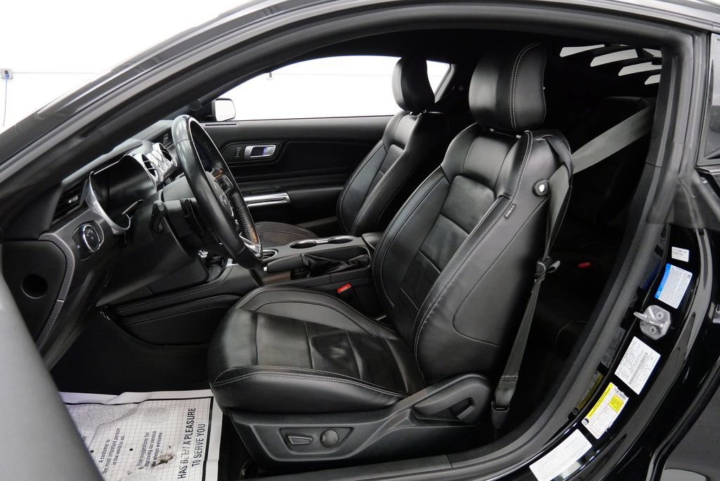 Used 2022 Ford Mustang GT Premium w/ GT Performance Package RWD image 11