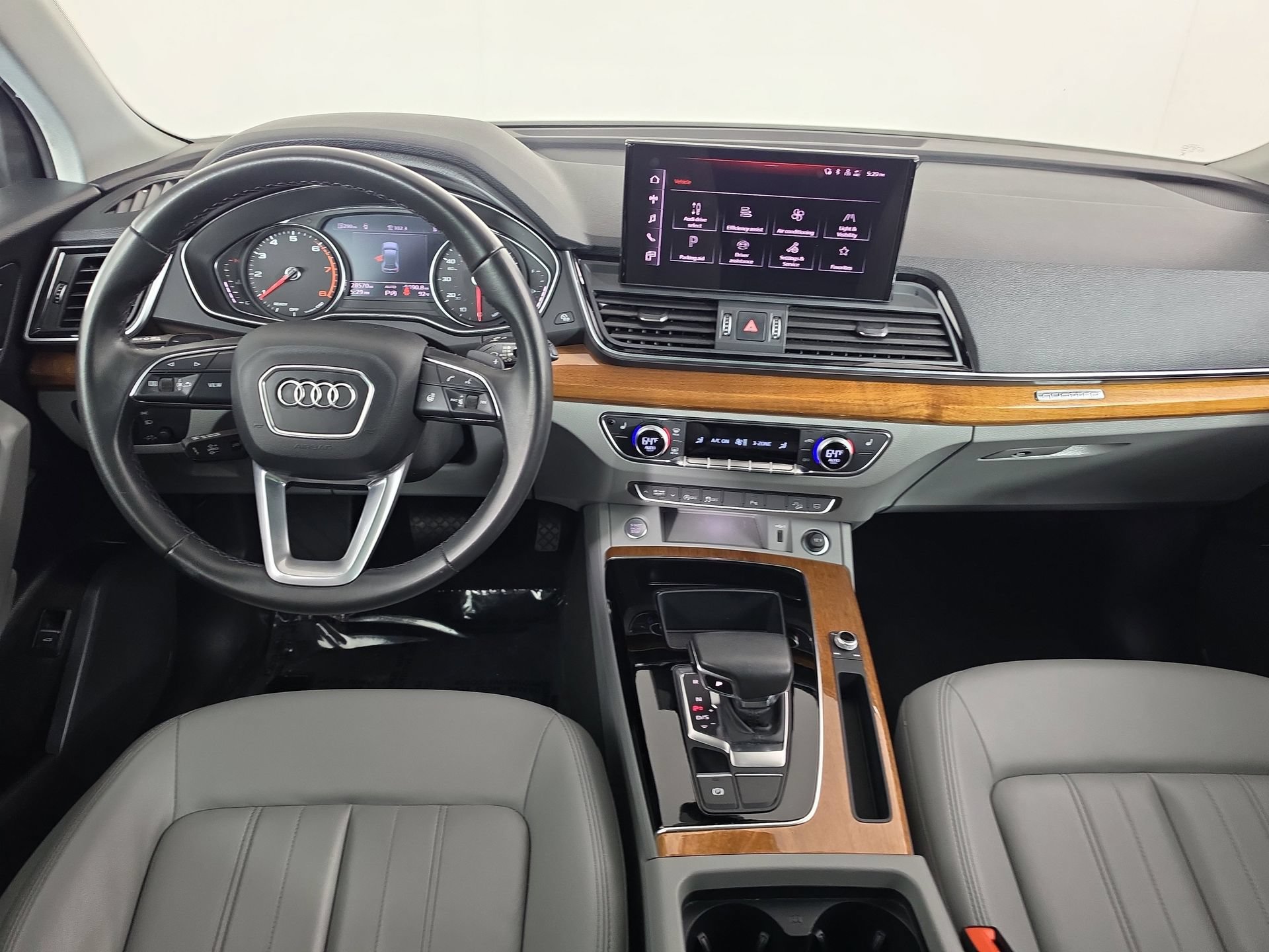 Certified 2023 Audi Q5 2.0T Premium w/ Convenience Package AWD/4WD image 36