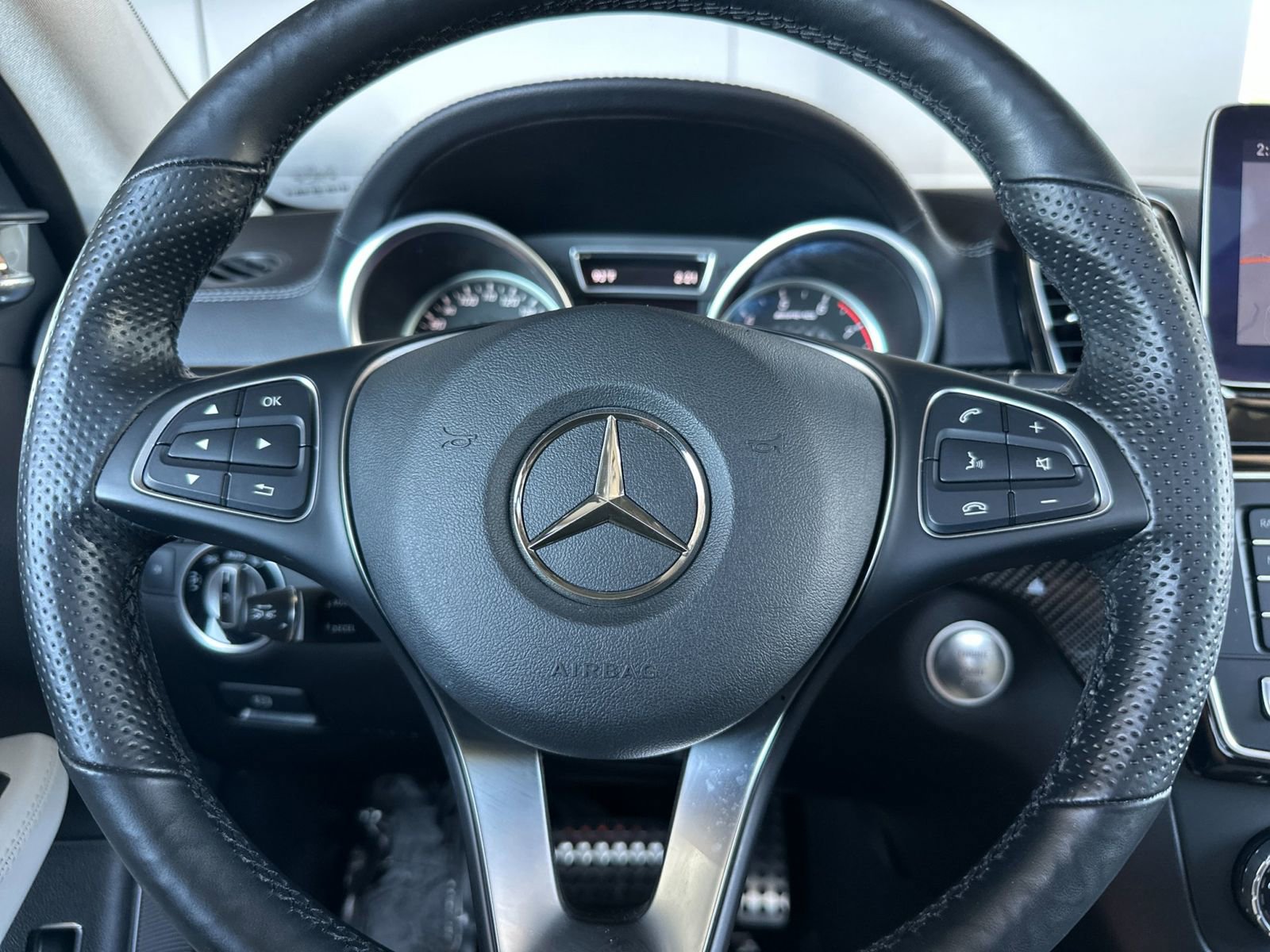 Used 2019 Mercedes-Benz GLE 43 AMG 4MATIC Coupe image 25