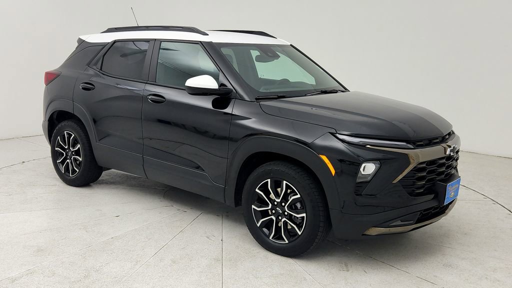 Certified 2025 Chevrolet TrailBlazer ACTIV w/ Convenience Package FWD image 1