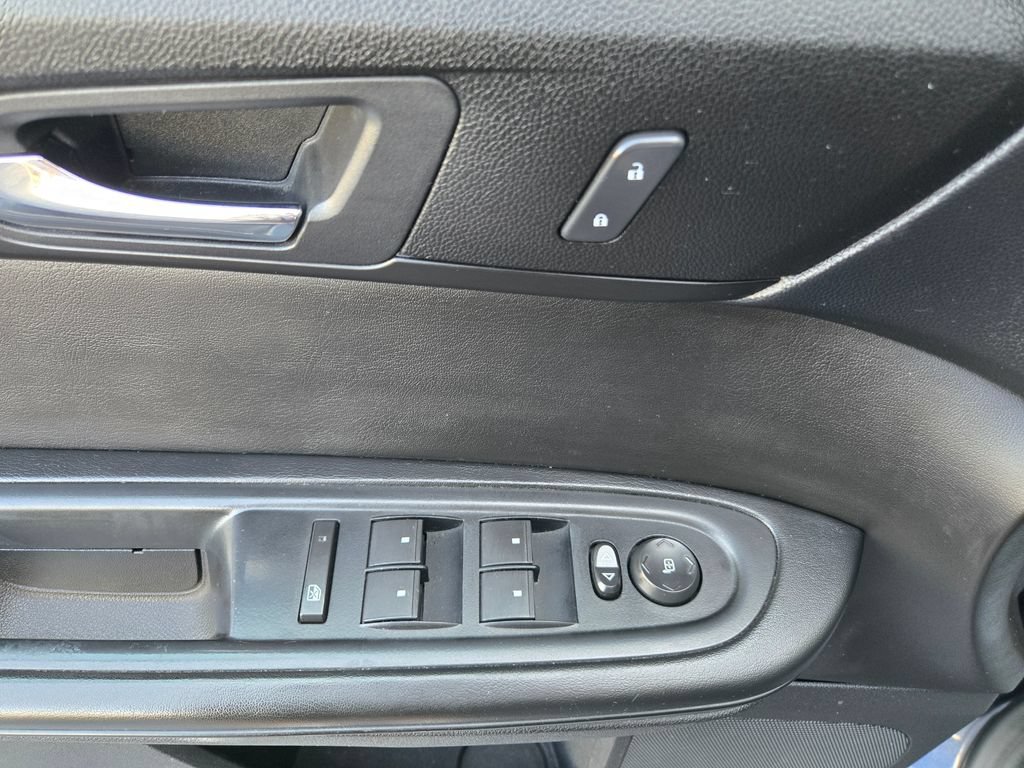 Used 2013 GMC Acadia SLE AWD/4WD image 12