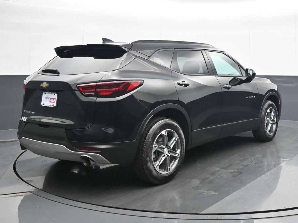 Used 2024 Chevrolet Blazer LT w/ Convenience Package image 6