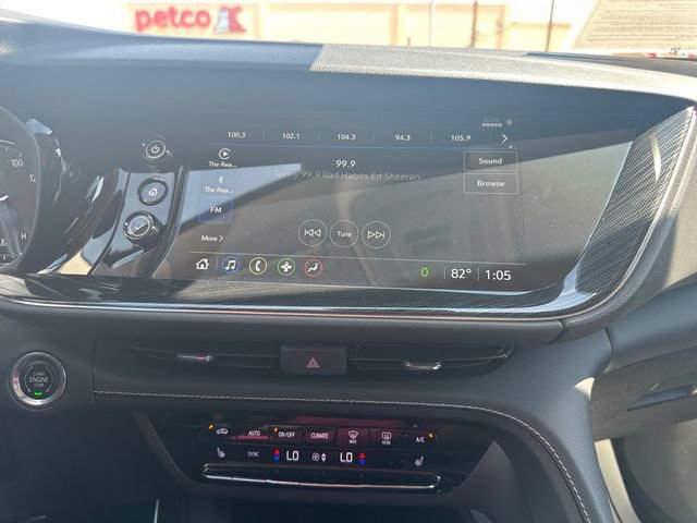 Used 2023 Buick Envision Essence w/ Sport Touring Package image 10