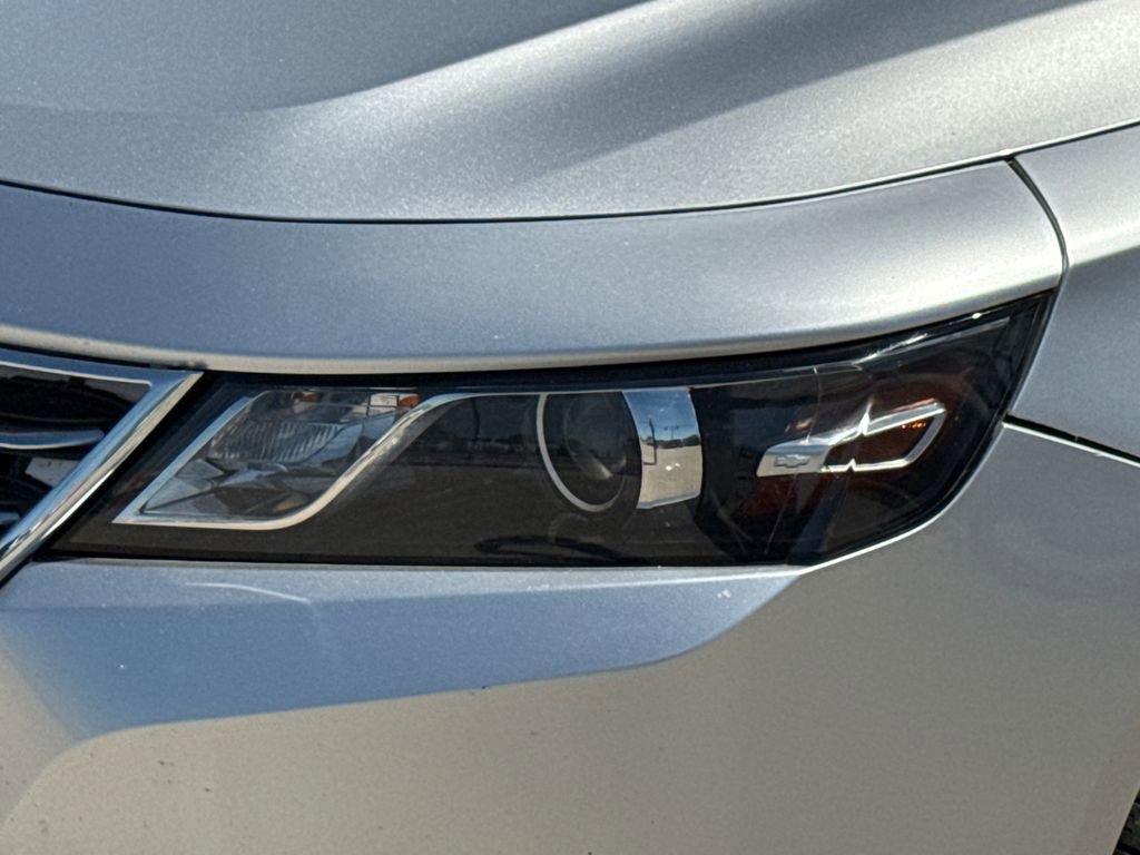 Used 2019 Chevrolet Impala LT image 4