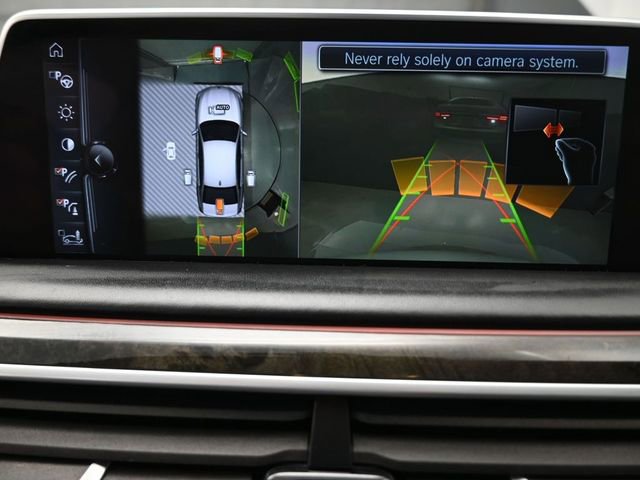 Used 2016 BMW 740i image 7