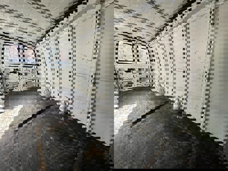 Used 2012 Chevrolet Express 2500 Extended image 15