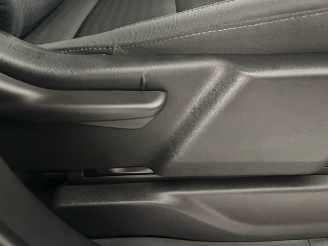 Used 2022 Chevrolet Silverado 1500 Custom image 29