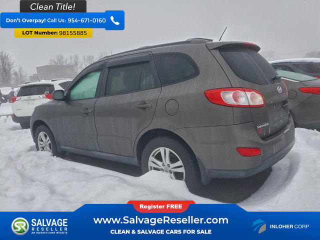 Used 2012 Hyundai Santa Fe SE image 3