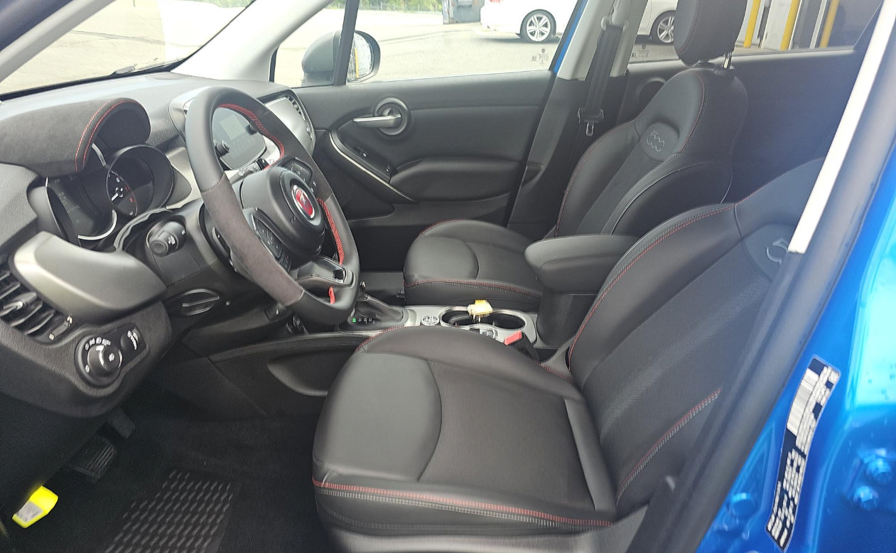 Used 2023 FIAT 500X Sport w/ Technology Group AWD/4WD image 8