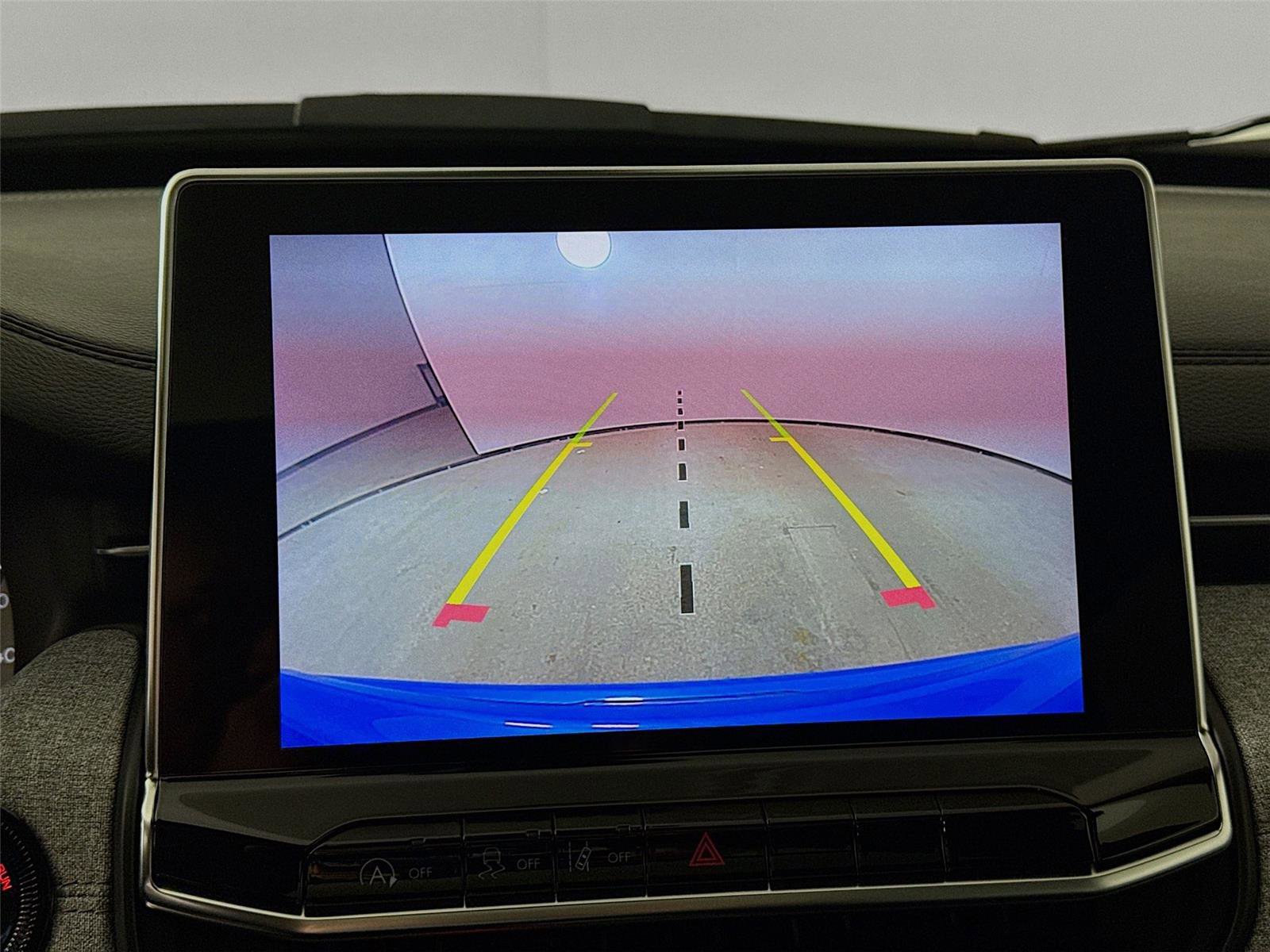 Used 2023 Jeep Compass Latitude w/ Sun and Sound Group image 6