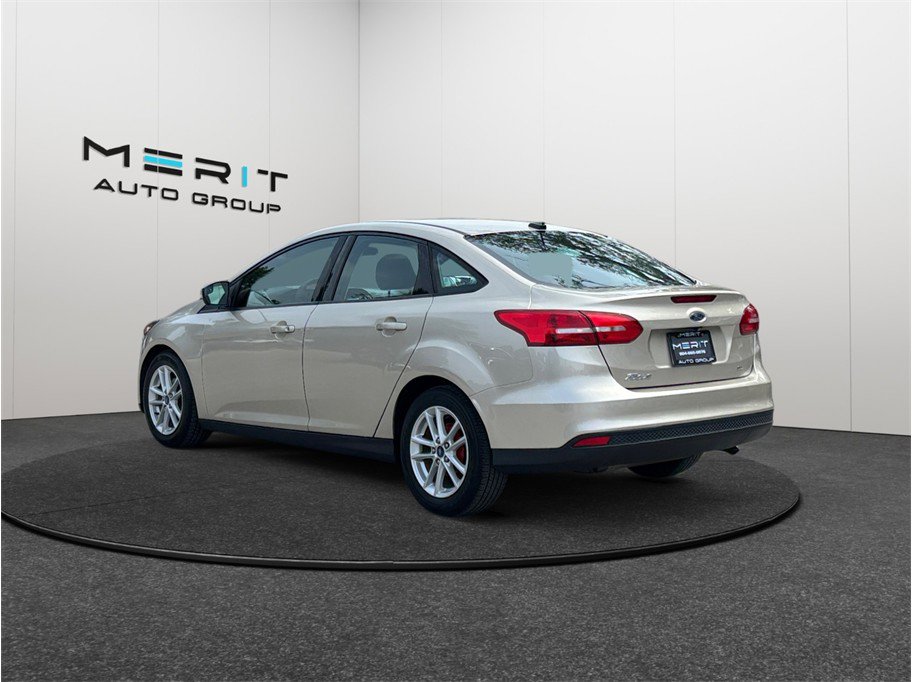 Used 2017 Ford Focus SE FWD image 7
