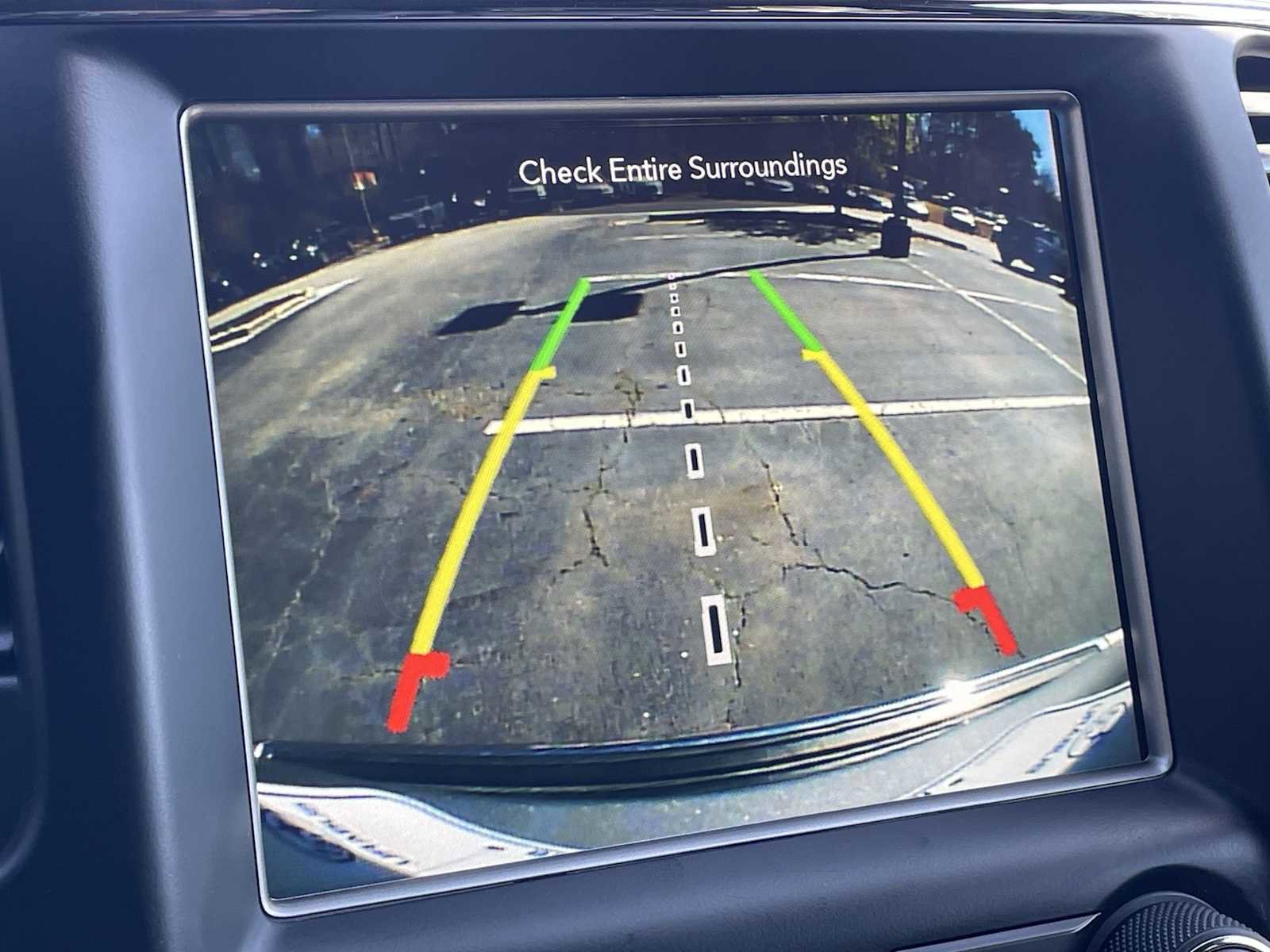 Used 2018 Jeep Grand Cherokee Limited image 18