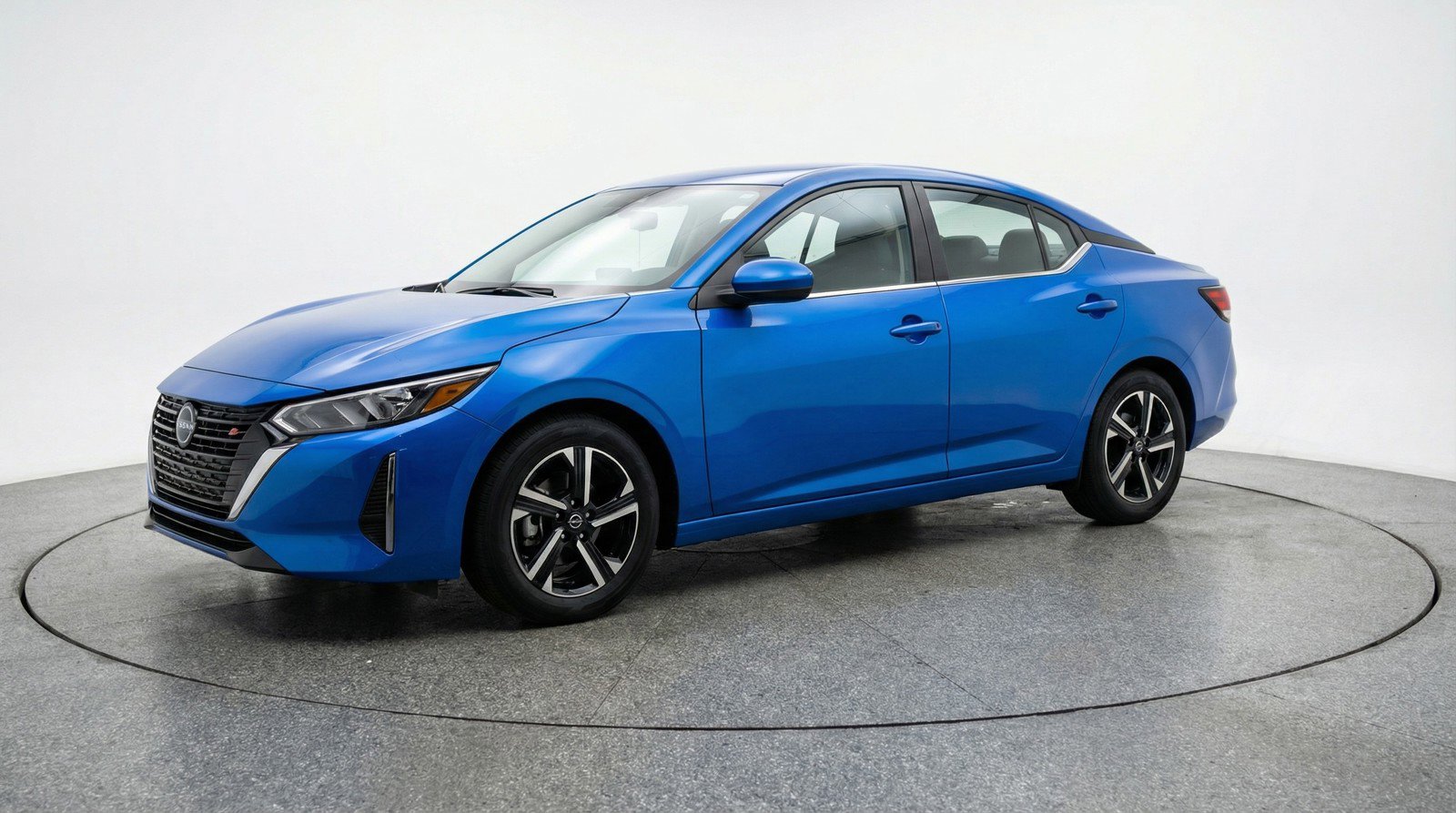 Used 2025 Nissan Sentra SV image 3