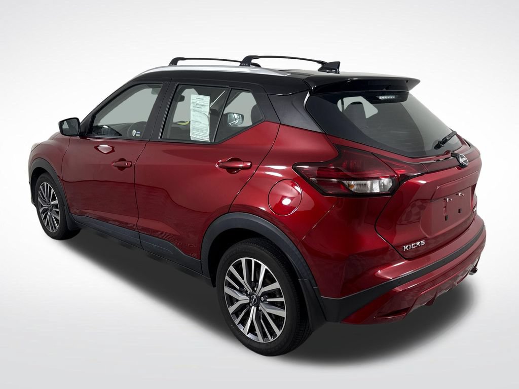 Used 2024 Nissan Kicks SV w/ Interior Electronics Package FWD image 5
