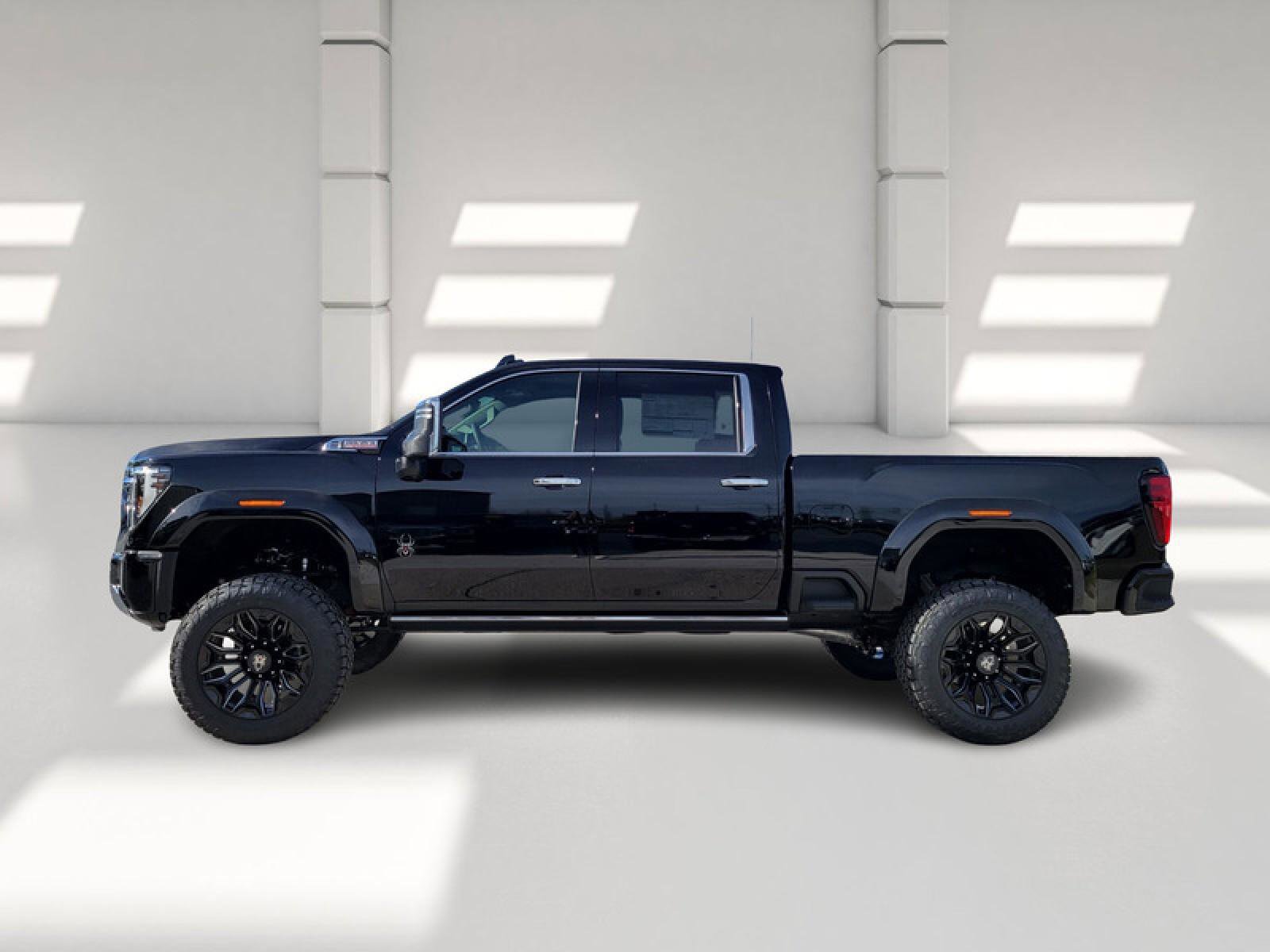 New 2026 GMC Sierra 2500 Denali w/ Denali Reserve Package image 4