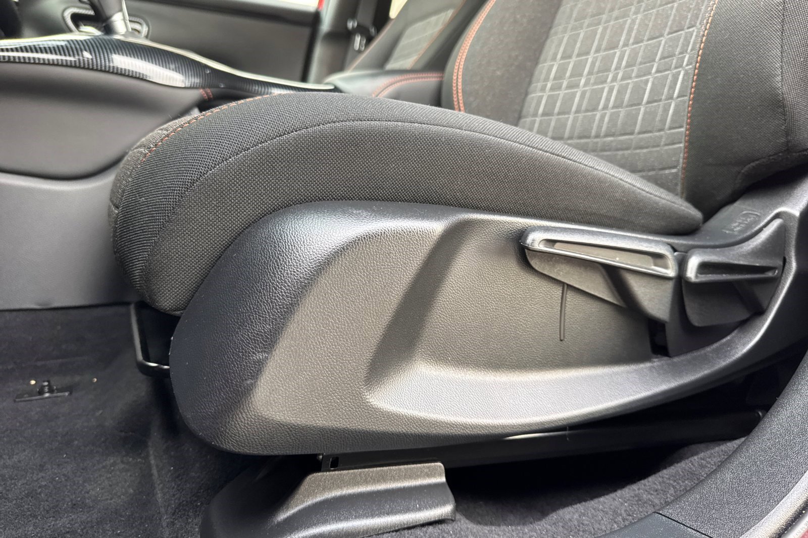 Used 2024 Honda HR-V Sport image 14