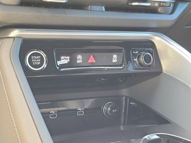 Certified 2025 Audi Q5 Premium Plus w/ Premium Plus image 26