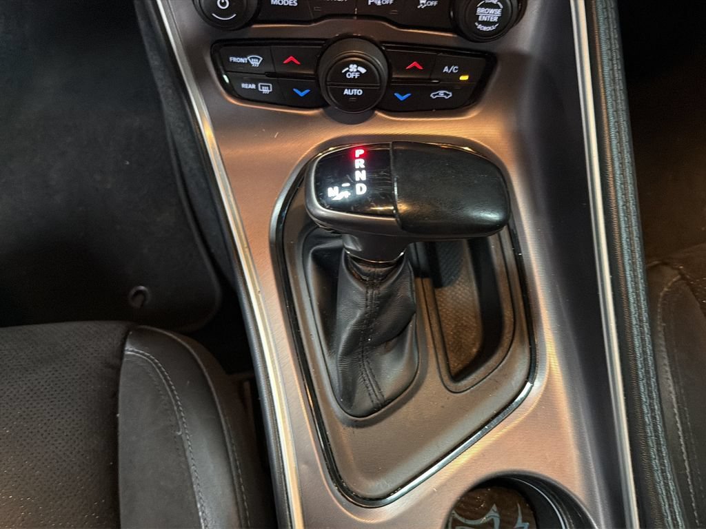 Used 2022 Dodge Challenger R/T Scat Pack w/ Plus Package RWD image 9