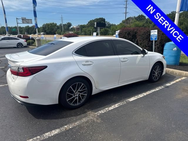 Used 2016 Lexus ES 350 w/ Navigation System Package FWD image 3