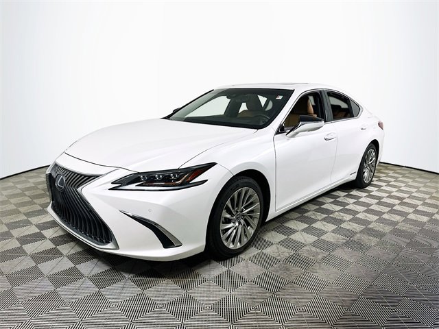 Used 2021 Lexus ES 300h Ultra Luxury image 7