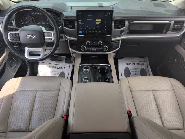 Used 2024 Ford Expedition Max XLT image 26
