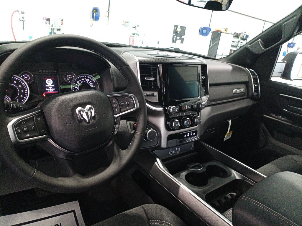 New 2026 RAM 1500 Big Horn AWD/4WD image 12