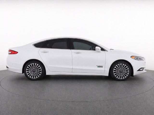 Used 2017 Ford Fusion Energi Platinum FWD image 7