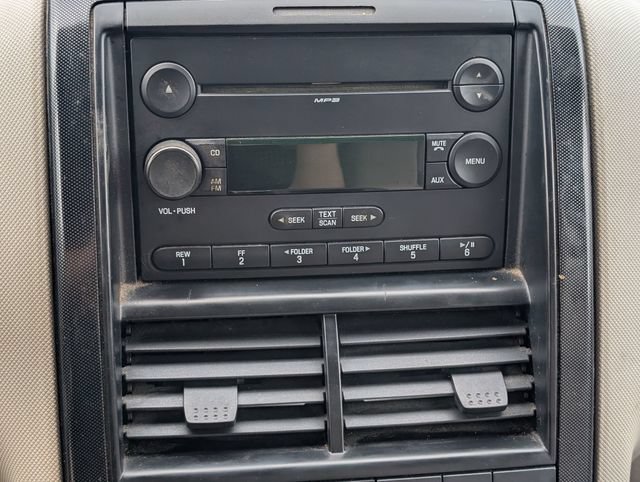 Used 2007 Ford Explorer Sport Trac XLT RWD image 30