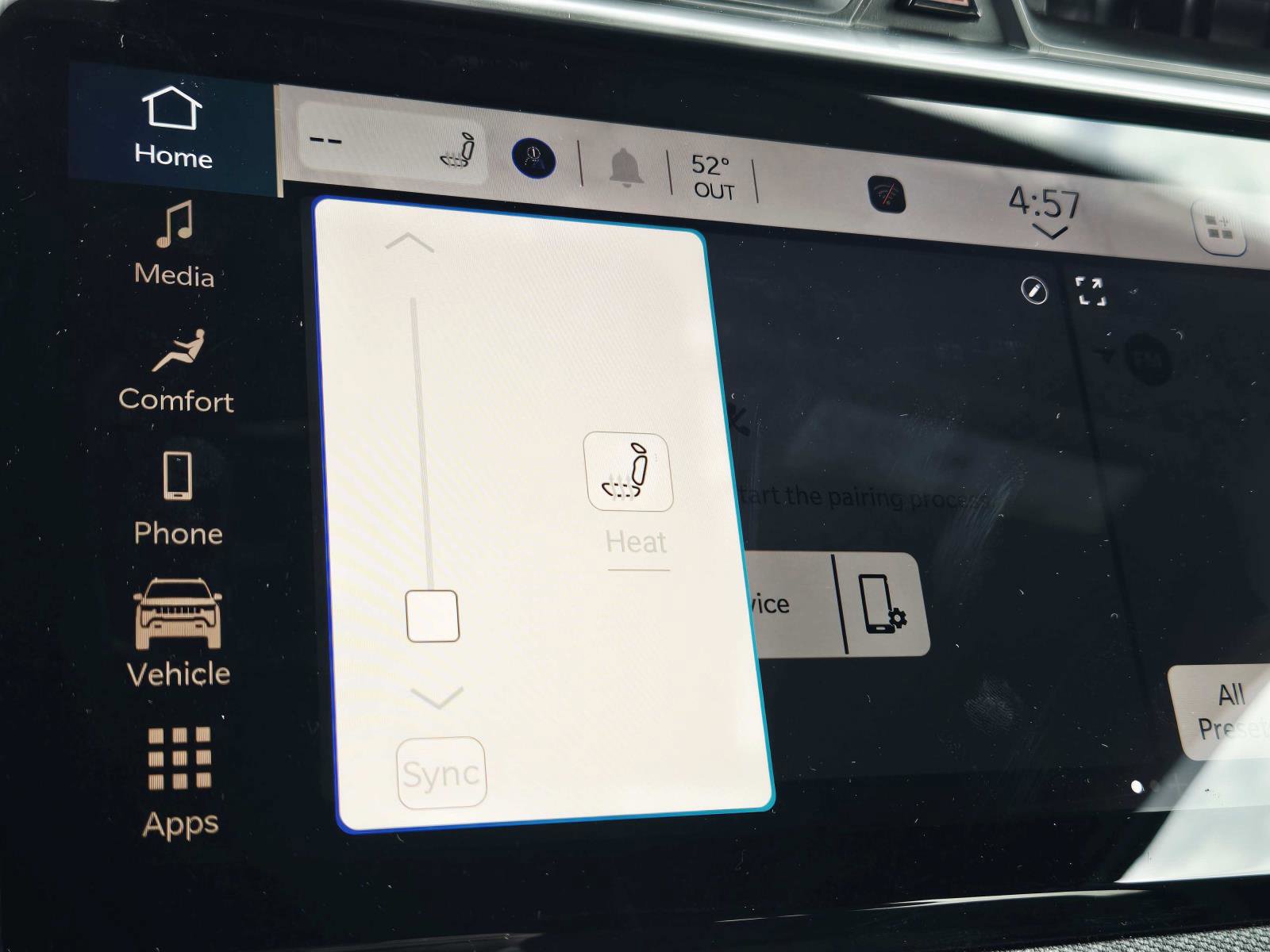 New 2026 Jeep Cherokee Laredo image 24