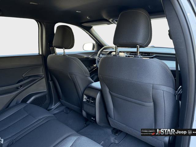 New 2026 Jeep Cherokee Laredo AWD/4WD image 31