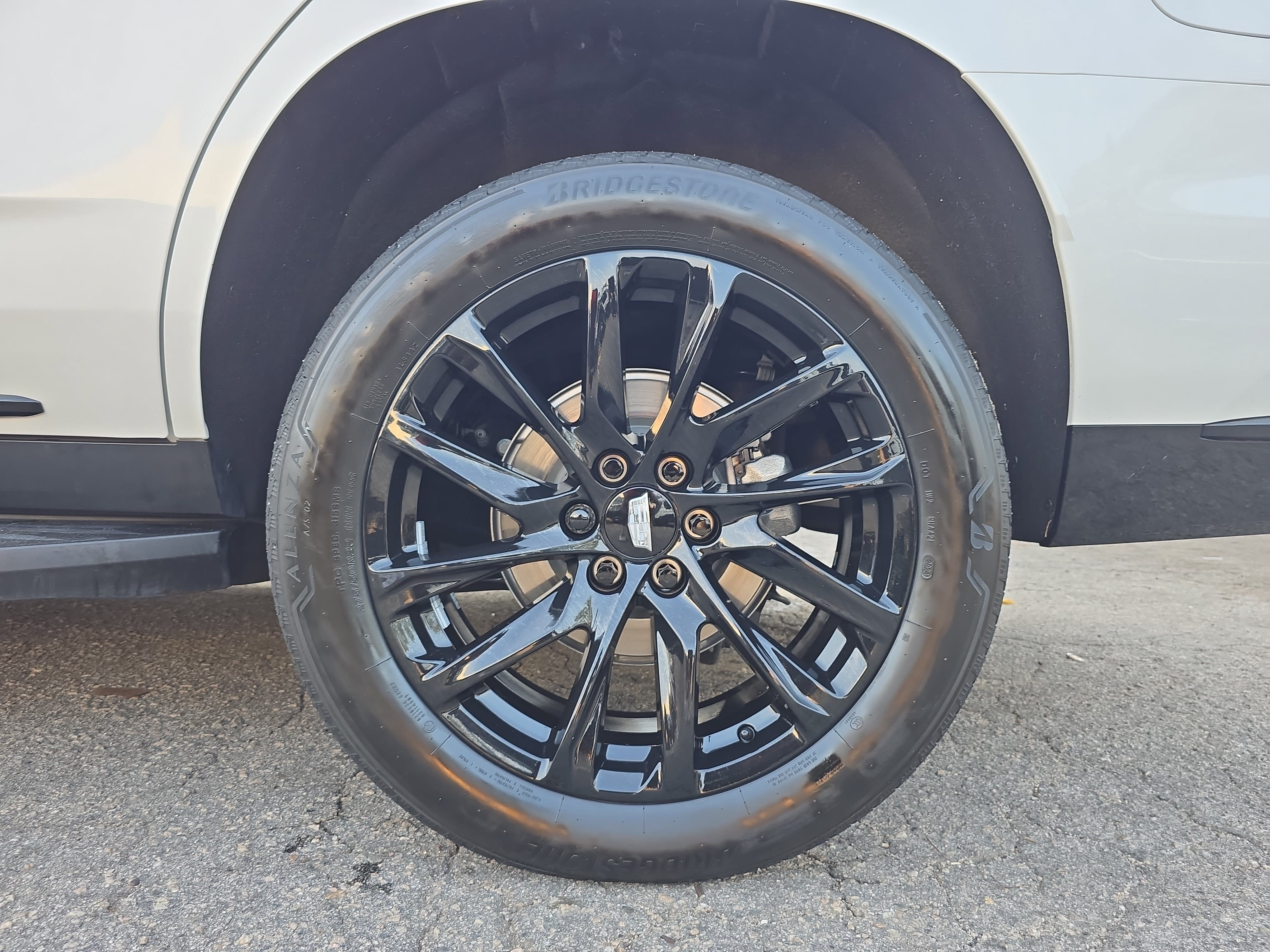 Used 2024 Cadillac Escalade Sport w/ LPO, ONYX Package AWD/4WD image 35