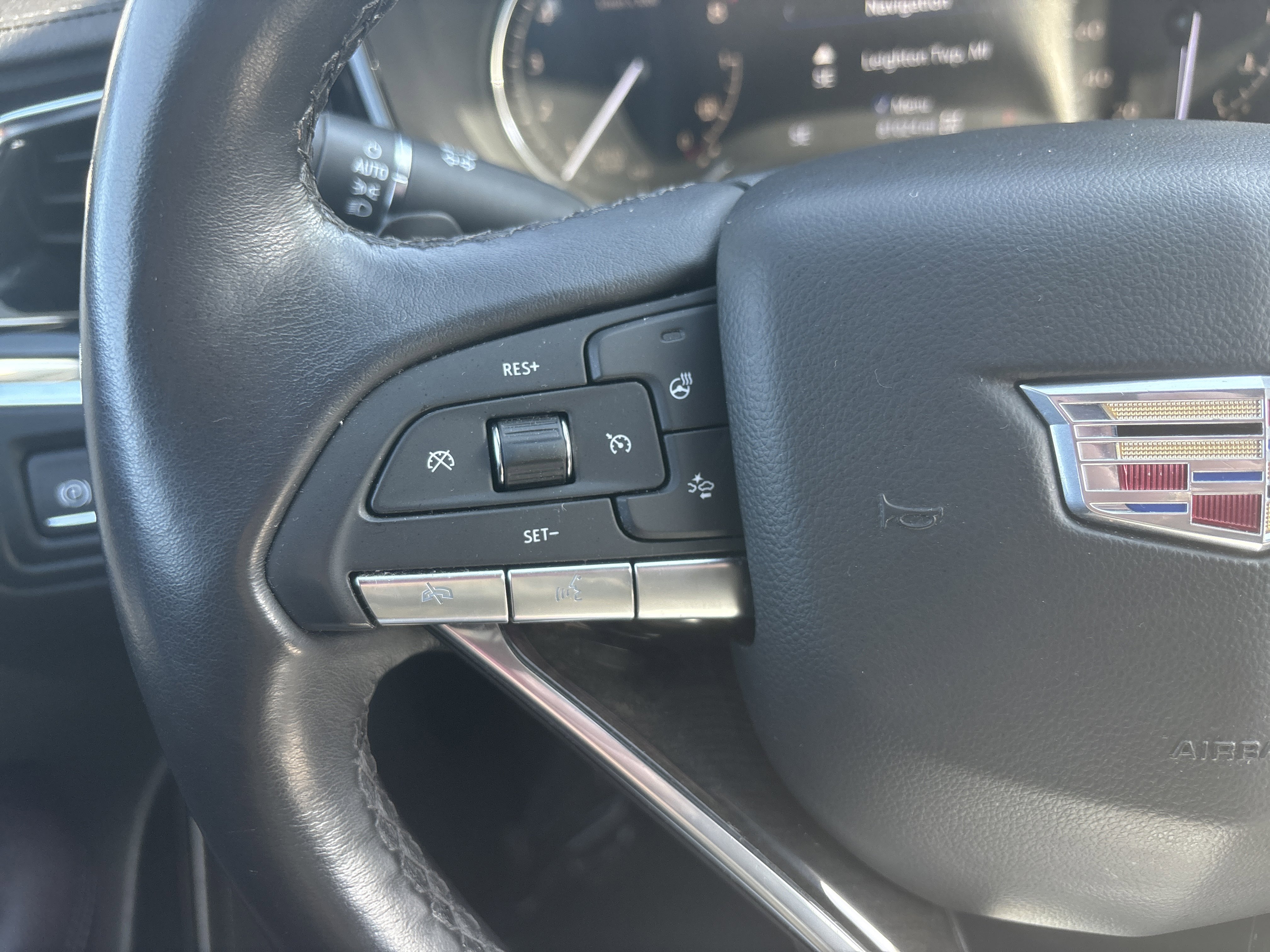 Used 2021 Cadillac XT6 Premium Luxury AWD/4WD image 26