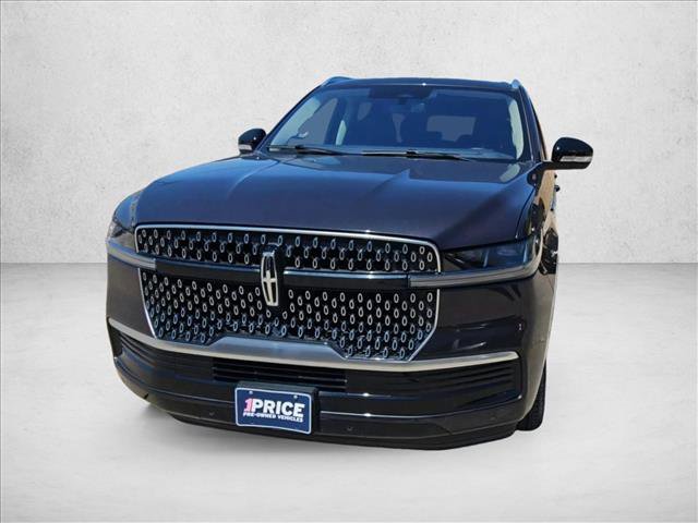 Used 2025 Lincoln Navigator Reserve AWD/4WD video 3