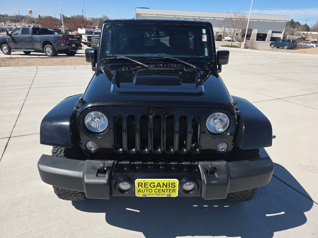 Used 2015 Jeep Wrangler Unlimited Sahara AWD/4WD image 2