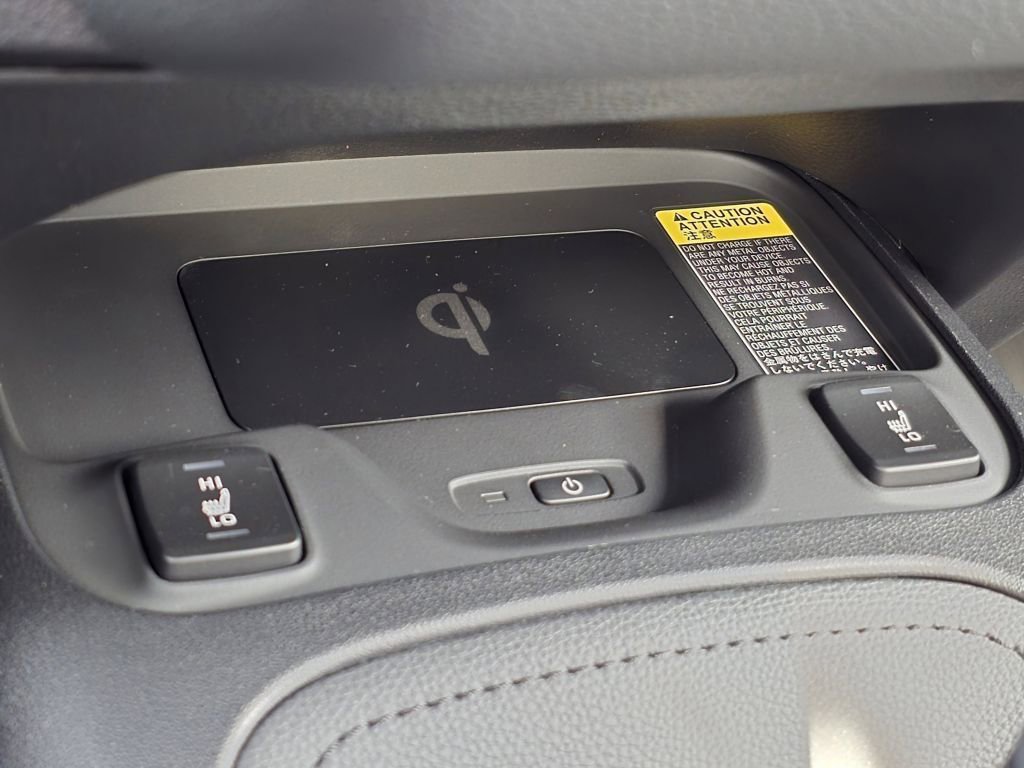 Used 2026 Toyota Corolla SE FWD image 9