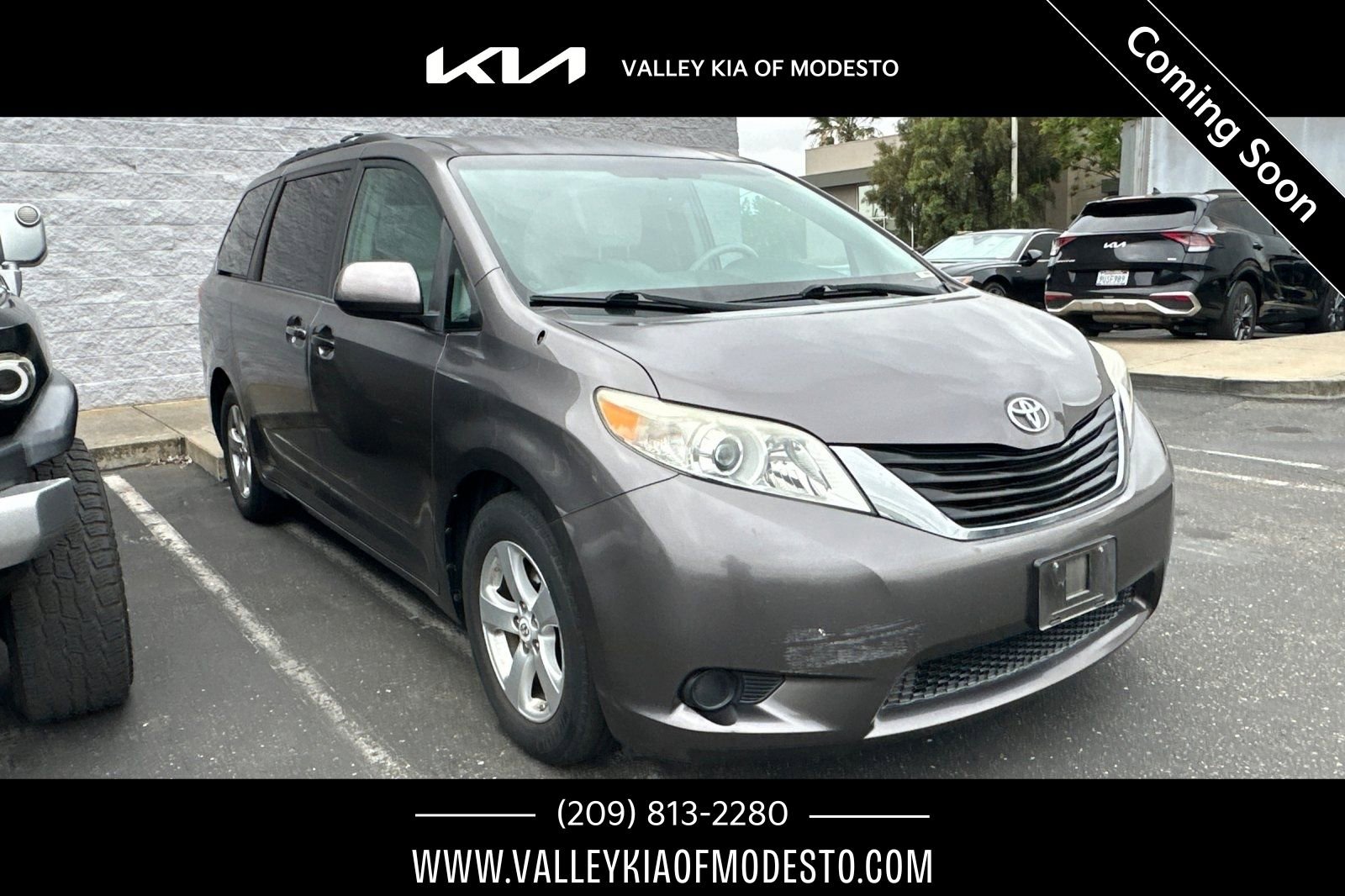 Used 2012 Toyota Sienna LE