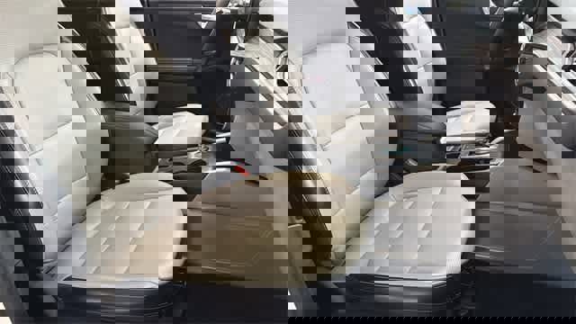 Used 2024 Ford Escape Platinum image 28