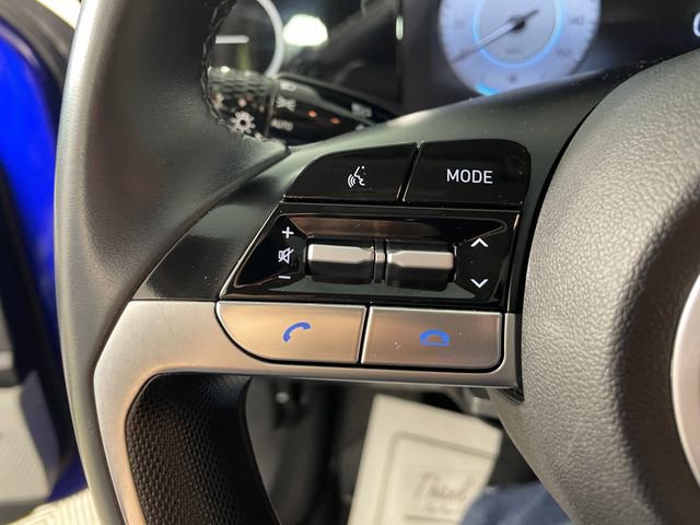 Used 2023 Hyundai Elantra Limited image 13