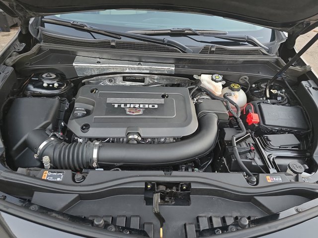 Used 2020 Cadillac XT4 Luxury w/ Cold Weather Package image 29