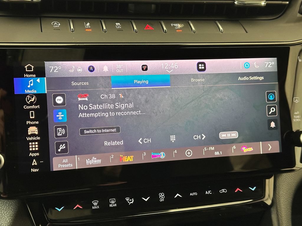 New 2026 Jeep Grand Cherokee Altitude AWD/4WD image 34