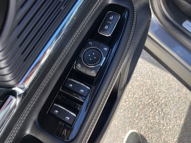 Used 2021 Lincoln Corsair AWD w/ Premium Package image 24