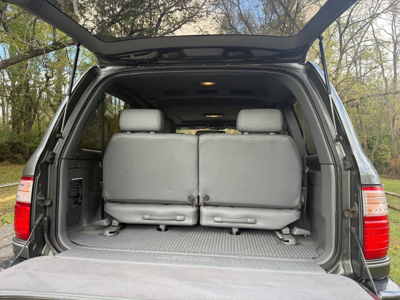 Used 2000 Lexus LX 470 4WD image 46