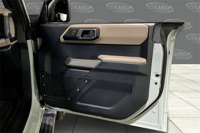Used 2022 Ford Bronco Wildtrak image 12